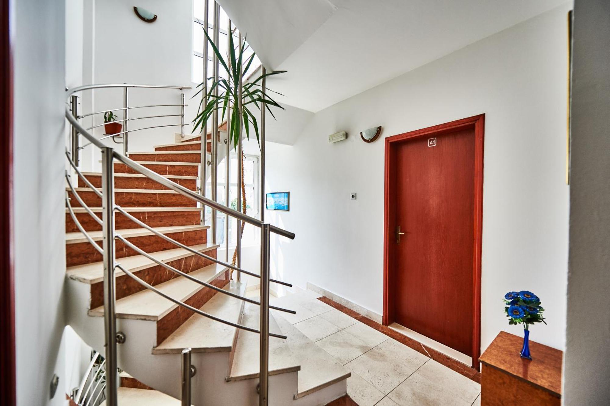 Family Apartments Mont Budua Esterno foto